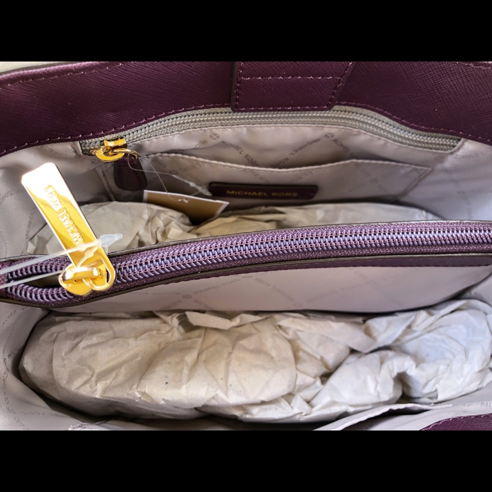 Michael Kors purple north east Tote - Picture 7 of 8